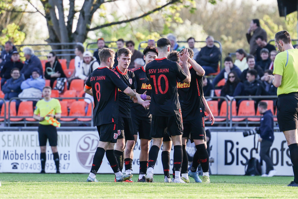 U21 Mit Zwei Siegen Innerhalb Von Sechs Tagen | SSV Jahn Regensburg